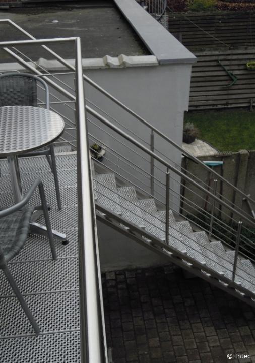 Escalier exterieur avec Terrasse